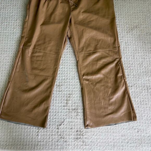 Good American Faux Leather Wide Leg Pull On Pants Size 3XL - Picture 5 of 11